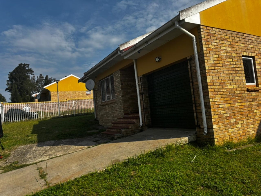 2 Bedroom Property for Sale in Balassi Valley Eastern Cape